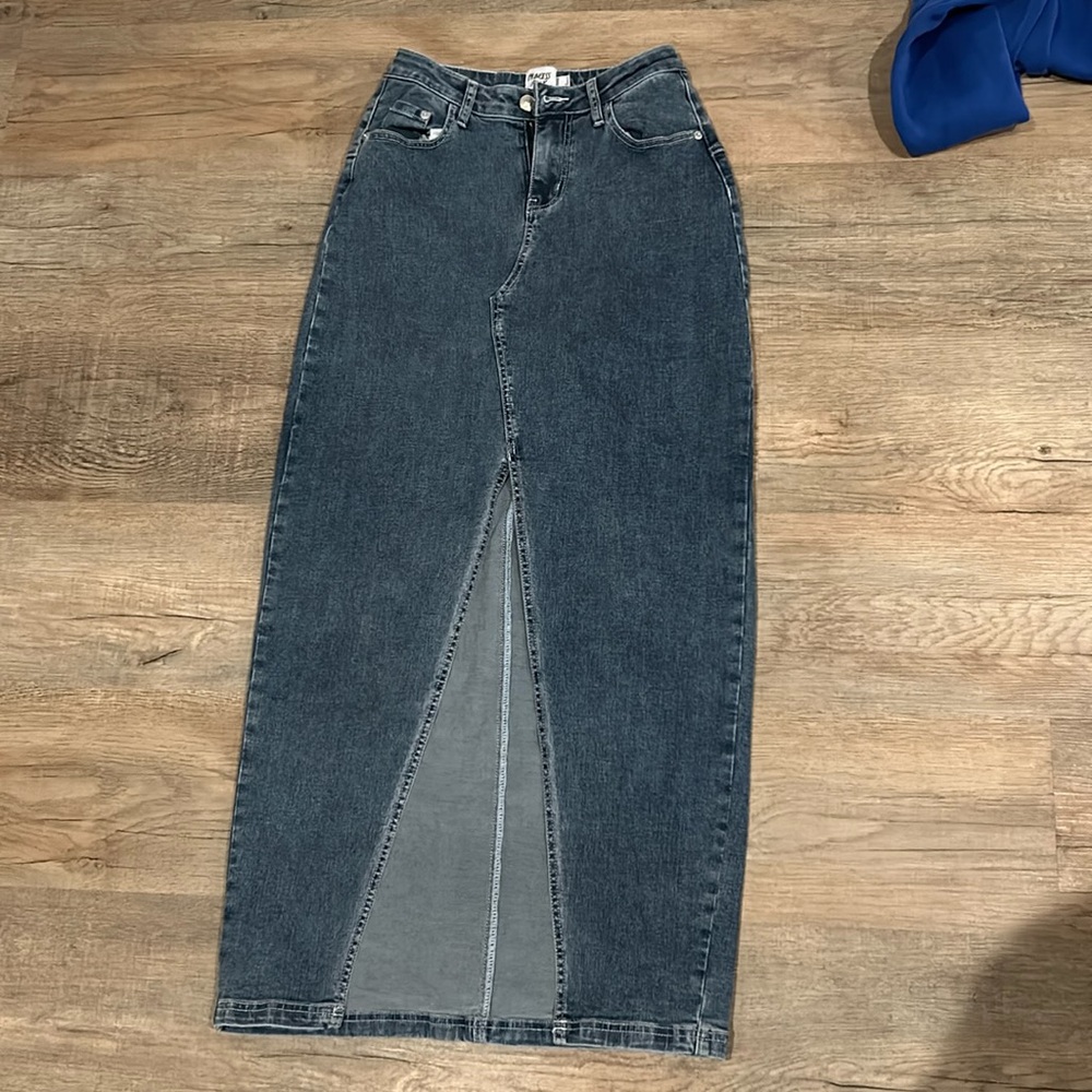 Princess Polly Jean skirt size 2